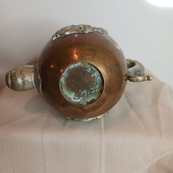 Antique Tibetan Teapot - Picture 14 of 14